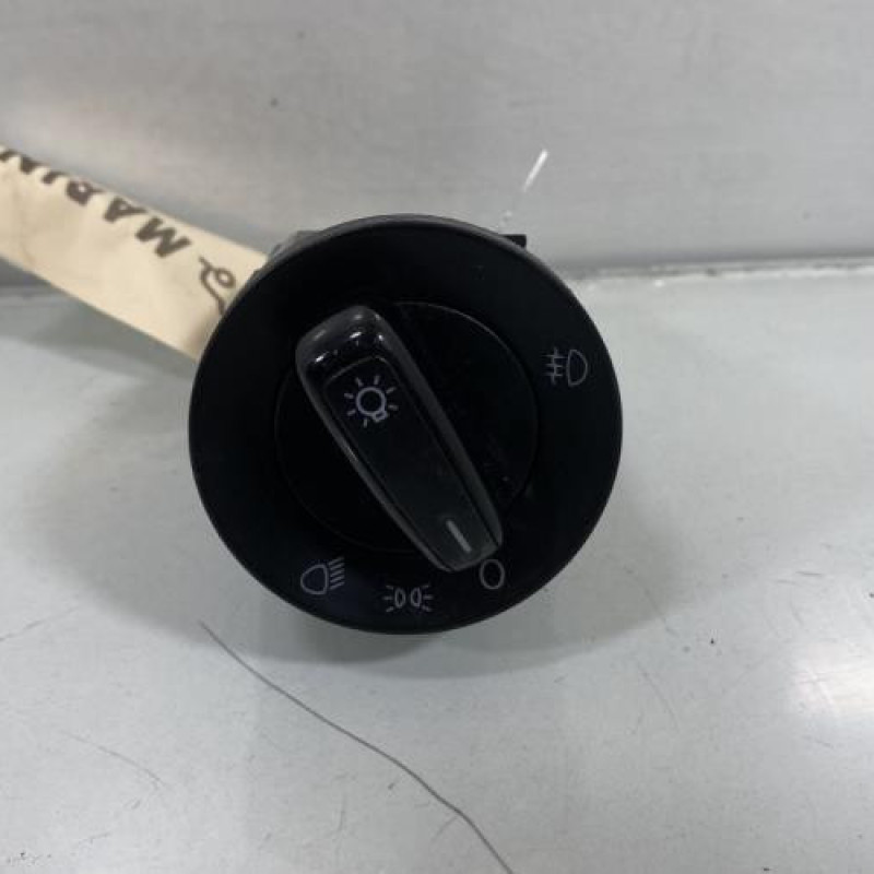 Commande de phare VOLKSWAGEN POLO 5 Photo n°1