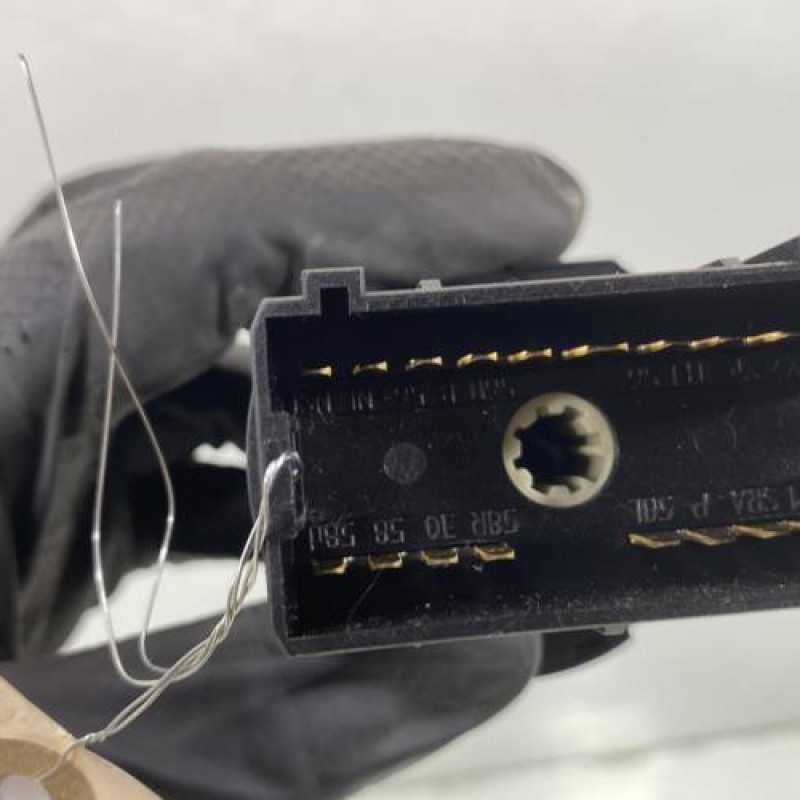 Commande de phare VOLKSWAGEN POLO 5 Photo n°3