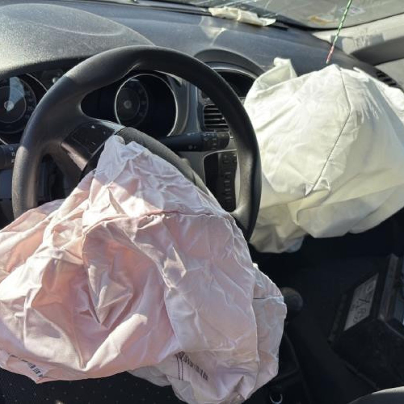 Renfort pare choc arriere (traverse) FIAT PUNTO EVO 3 Photo n°17