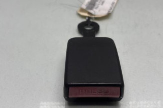 Attache ceinture avant droit RENAULT MASTER 3