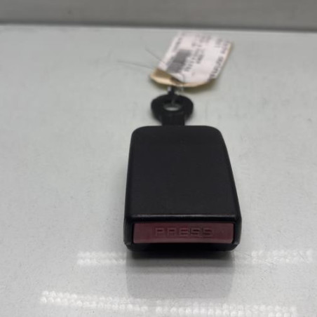 Attache ceinture avant droit RENAULT MASTER 3