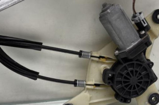 Leve vitre electrique avant gauche RENAULT MASTER 3