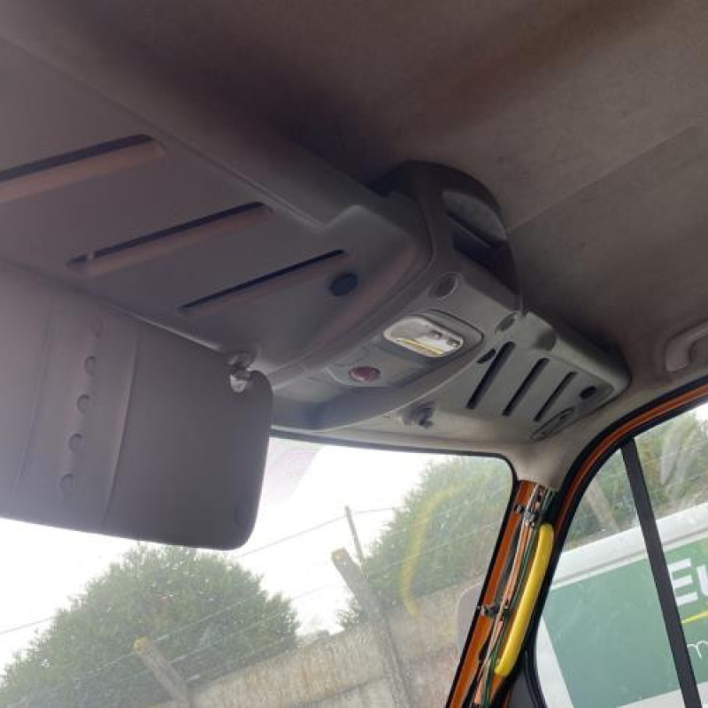 Interrupteur de leve vitre avant gauche RENAULT MASTER 3 Photo n°18