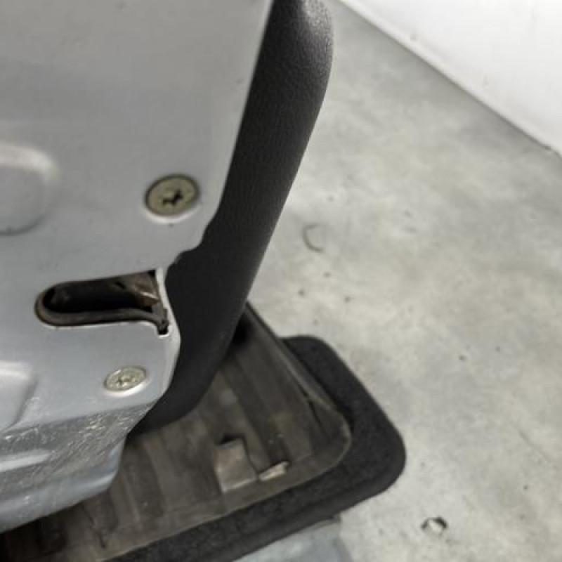 Porte avant gauche PEUGEOT 206 Photo n°6