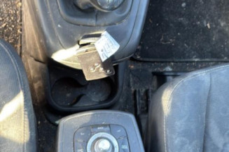Feu arriere stop central RENAULT SCENIC 3