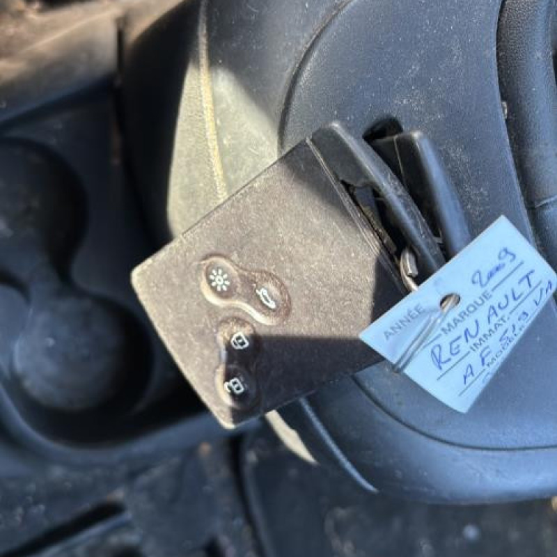 Moteur essuie glace avant gauche RENAULT SCENIC 3 Photo n°17