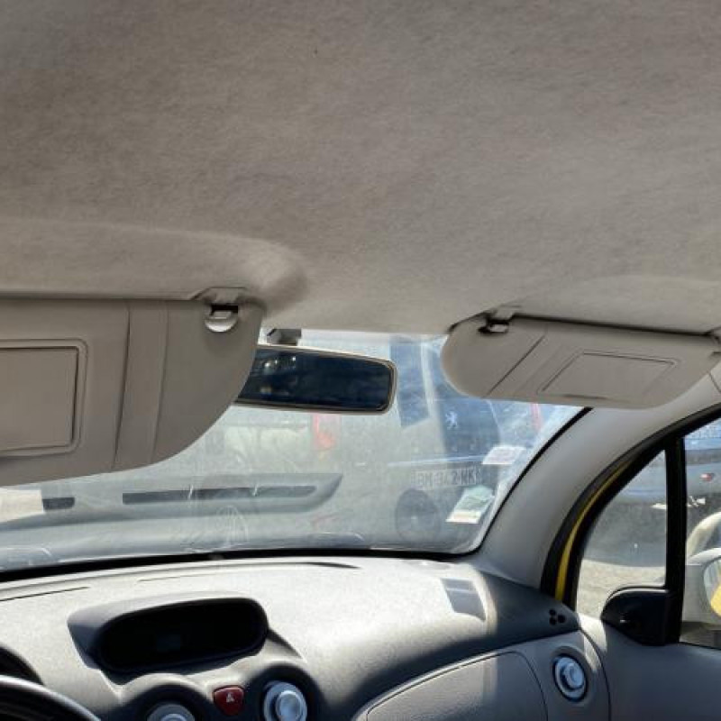 Feu arriere stop central CITROEN C3 1 Photo n°18