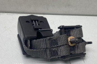 Attache ceinture arriere droit RENAULT CLIO 2