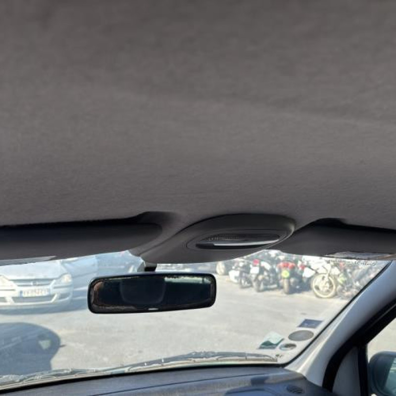 Bouton de warning RENAULT CLIO 2 Photo n°17