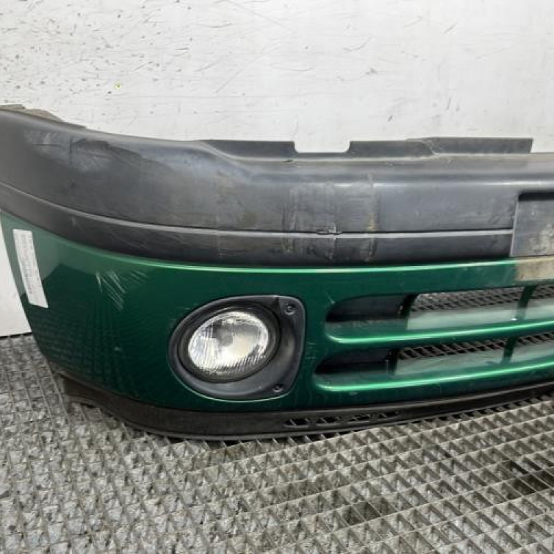 Pare choc avant RENAULT CLIO 2 Photo n°2