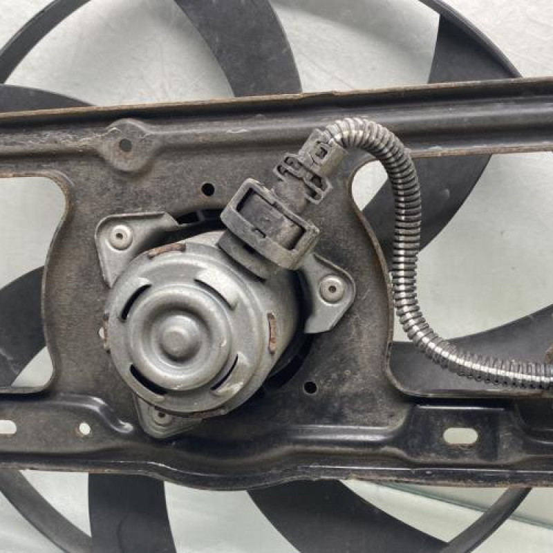 Moto ventilateur radiateur RENAULT CLIO 2 Photo n°3