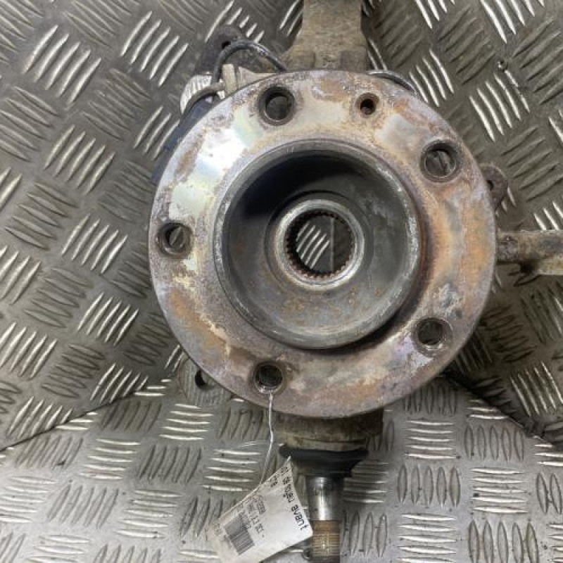 Pivot de moyeu avant gauche RENAULT MASTER 3 Photo n°1