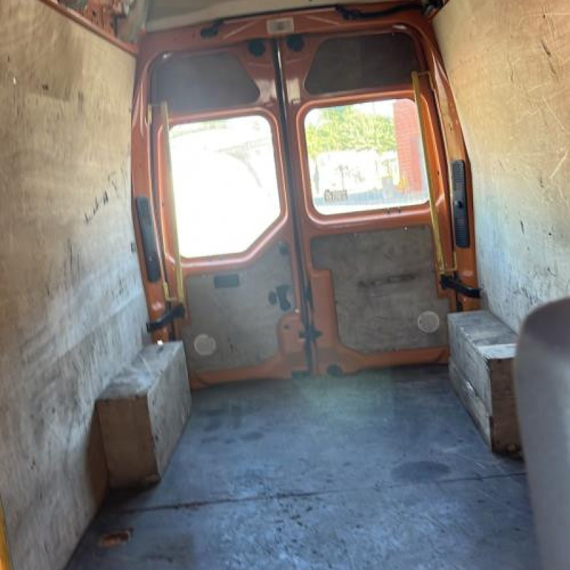 Pivot de moyeu avant gauche RENAULT MASTER 3 Photo n°10