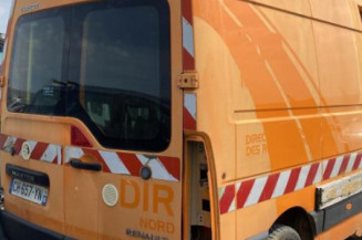 Pivot de moyeu avant gauche RENAULT MASTER 3