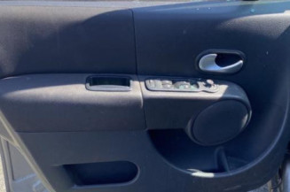 Vitre arriere droit RENAULT GRAND MODUS