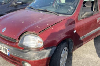 Pare choc avant RENAULT CLIO 2