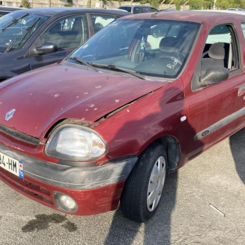 Pare choc avant RENAULT CLIO 2 Photo n°7