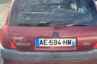 Pare choc avant RENAULT CLIO 2