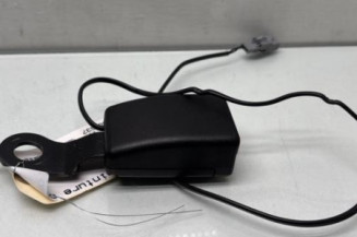 Attache ceinture avant droit DACIA SANDERO 2