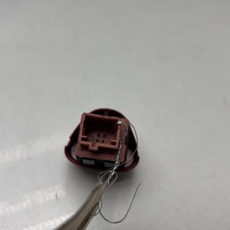 Bouton de warning CITROEN C3 1 Photo n°3