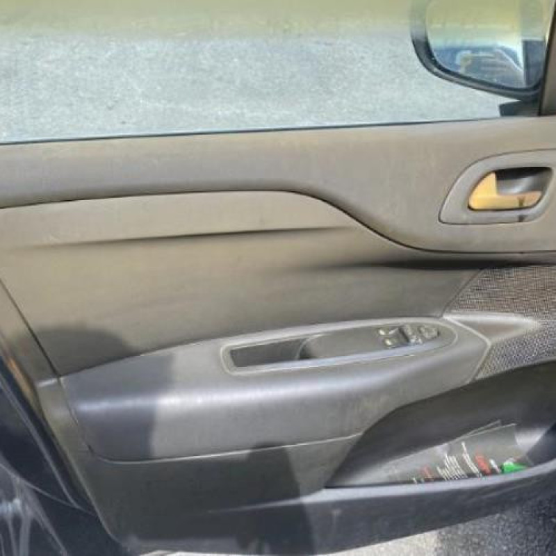 Porte avant droit CITROEN C4 2 Photo n°16