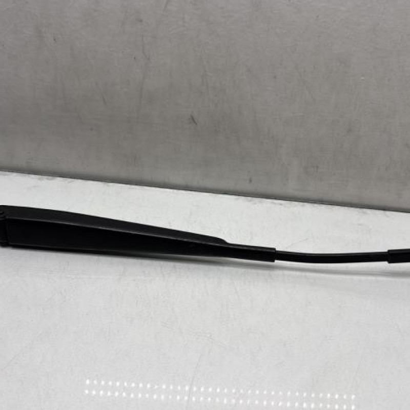 Bras essuie glace avant gauche VOLKSWAGEN GOLF 7 Photo n°1