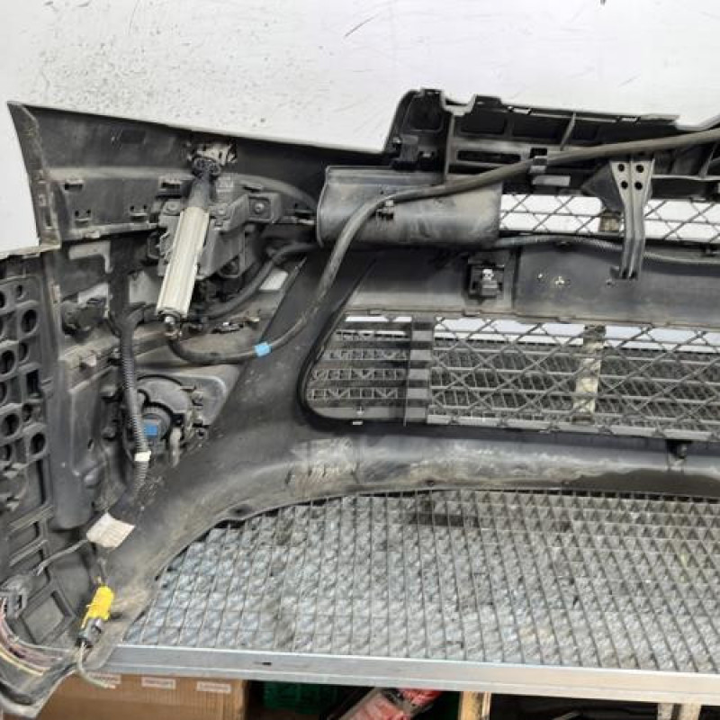 Pare choc avant CITROEN C4 PICASSO 1 Photo n°6