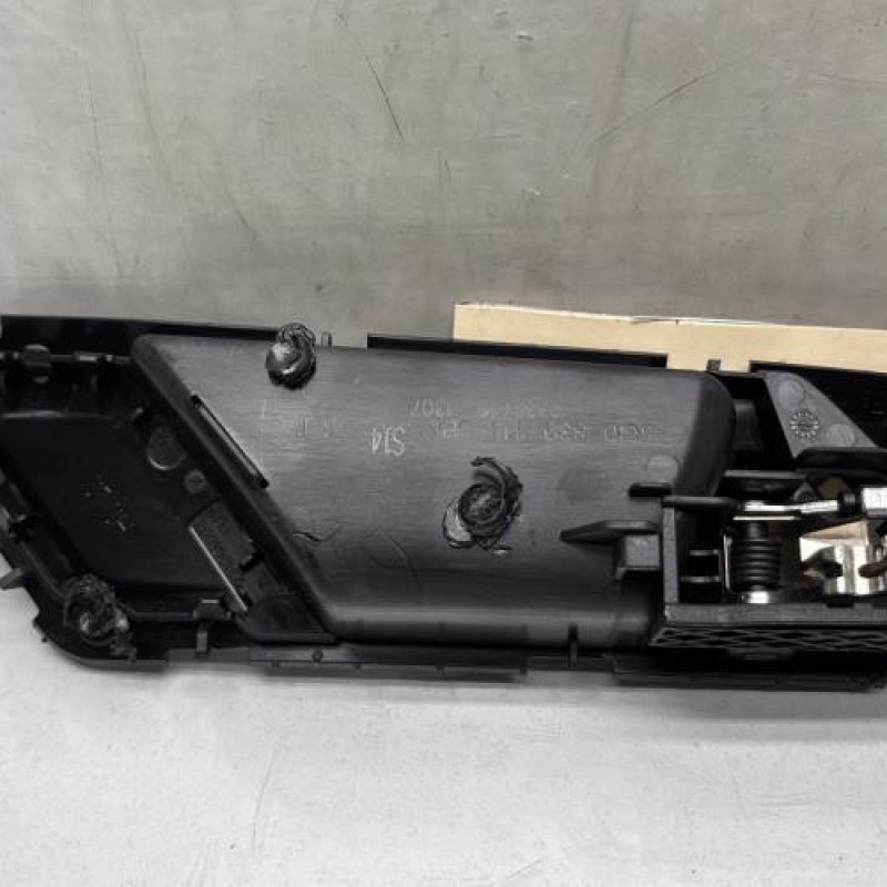 Poignee interieur arriere gauche VOLKSWAGEN GOLF 7 Photo n°2