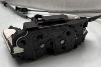 Serrure arriere droit VOLKSWAGEN GOLF 7 Photo n°1