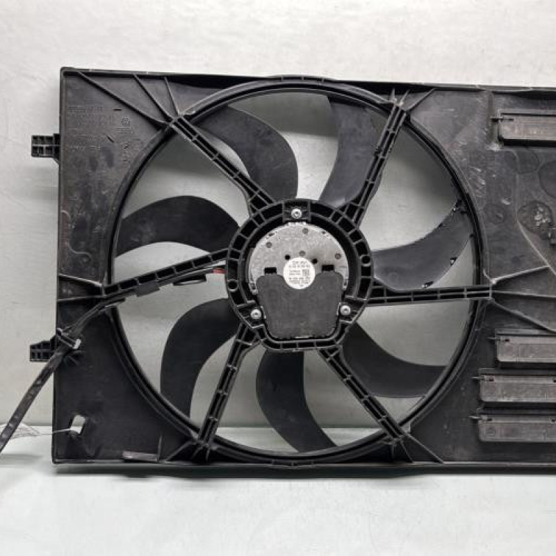 Moto ventilateur radiateur VOLKSWAGEN GOLF 7 Photo n°1