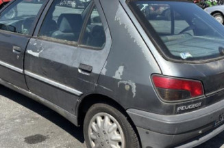 Feu arriere principal gauche (feux) PEUGEOT 306