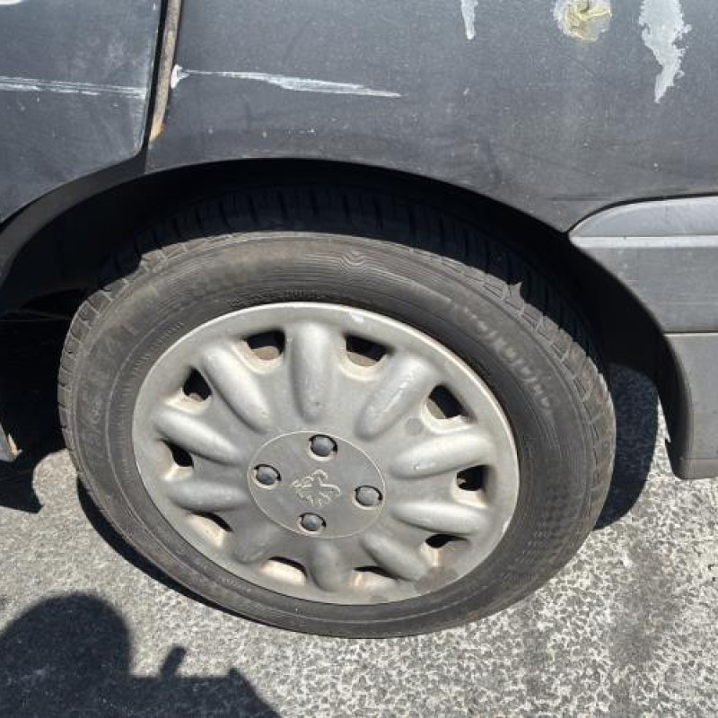 Feu arriere principal gauche (feux) PEUGEOT 306 Photo n°15