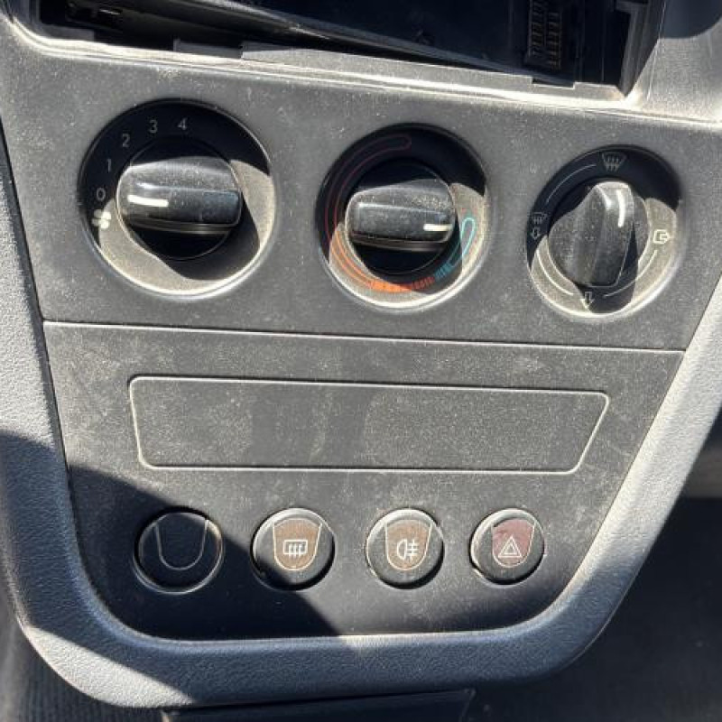 Feu arriere principal gauche (feux) PEUGEOT 306 Photo n°19