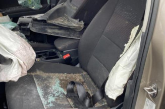 Pivot de moyeu avant gauche VOLKSWAGEN TOURAN 3