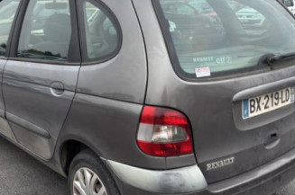 Pivot de moyeu avant droit RENAULT SCENIC 1