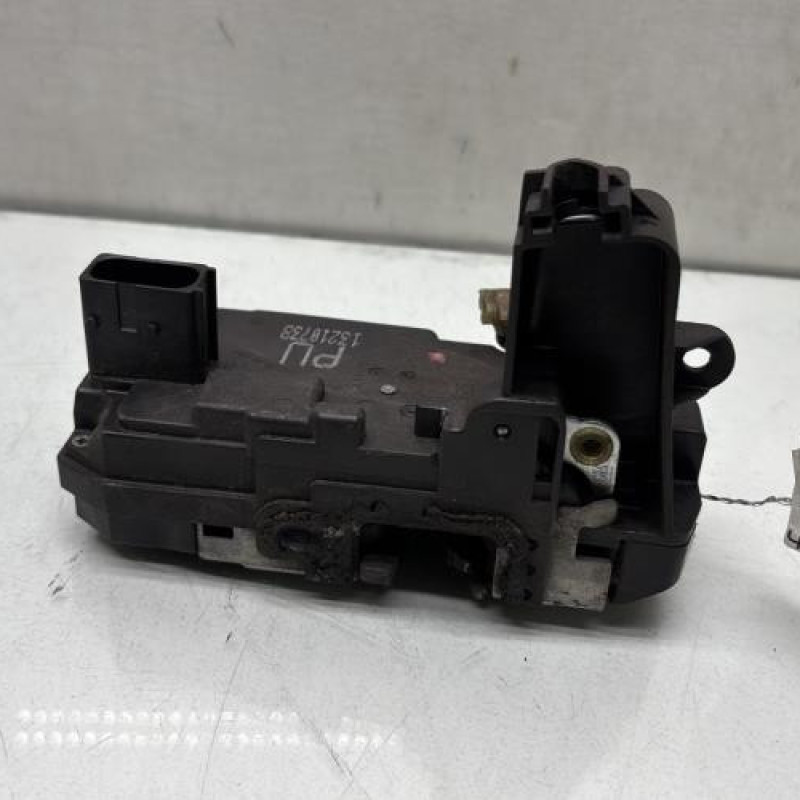 Serrure arriere gauche OPEL ZAFIRA B Photo n°4