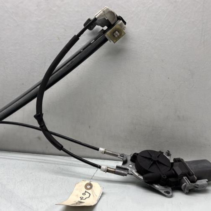Leve vitre electrique avant gauche CITROEN SAXO Photo n°1