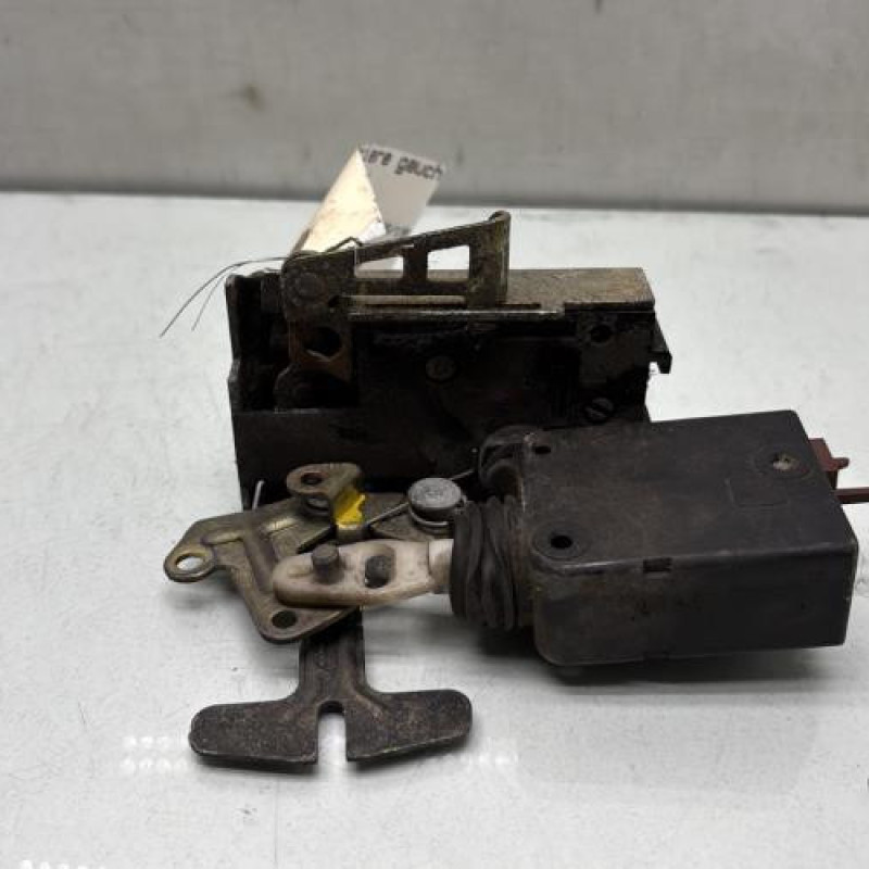 Serrure arriere gauche CITROEN SAXO Photo n°2