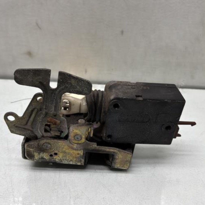 Serrure arriere gauche CITROEN SAXO Photo n°3