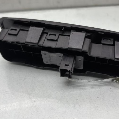 Interrupteur de leve vitre avant droit CITROEN C4 PICASSO 1