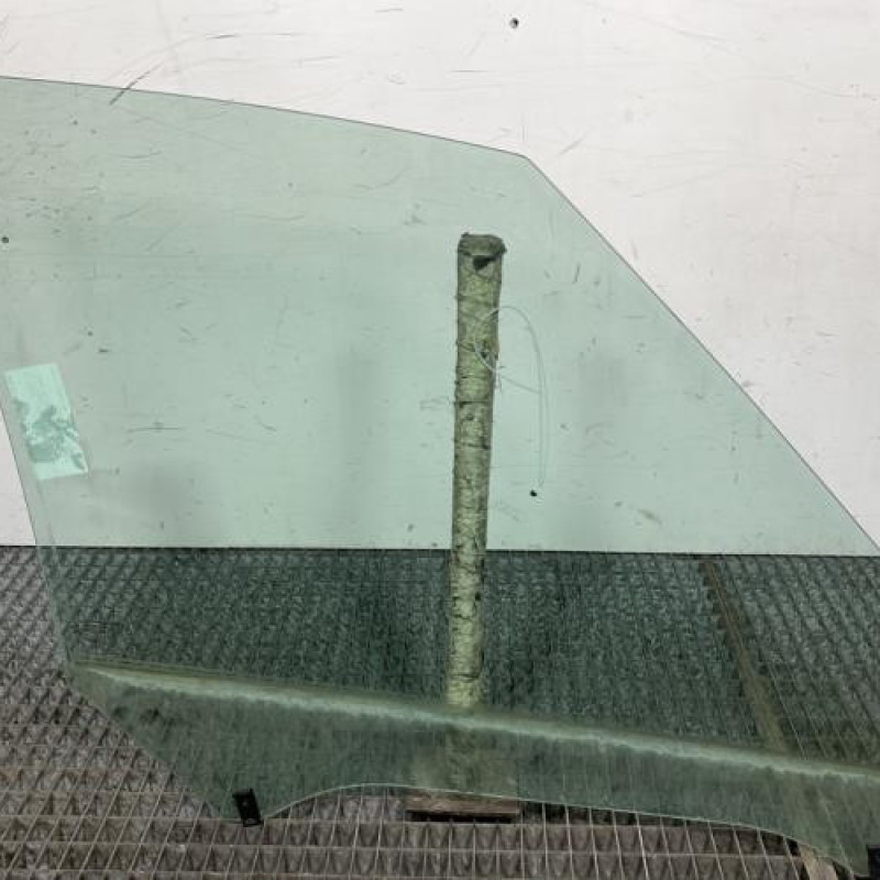 Vitre avant gauche CITROEN C4 PICASSO 1 Photo n°4