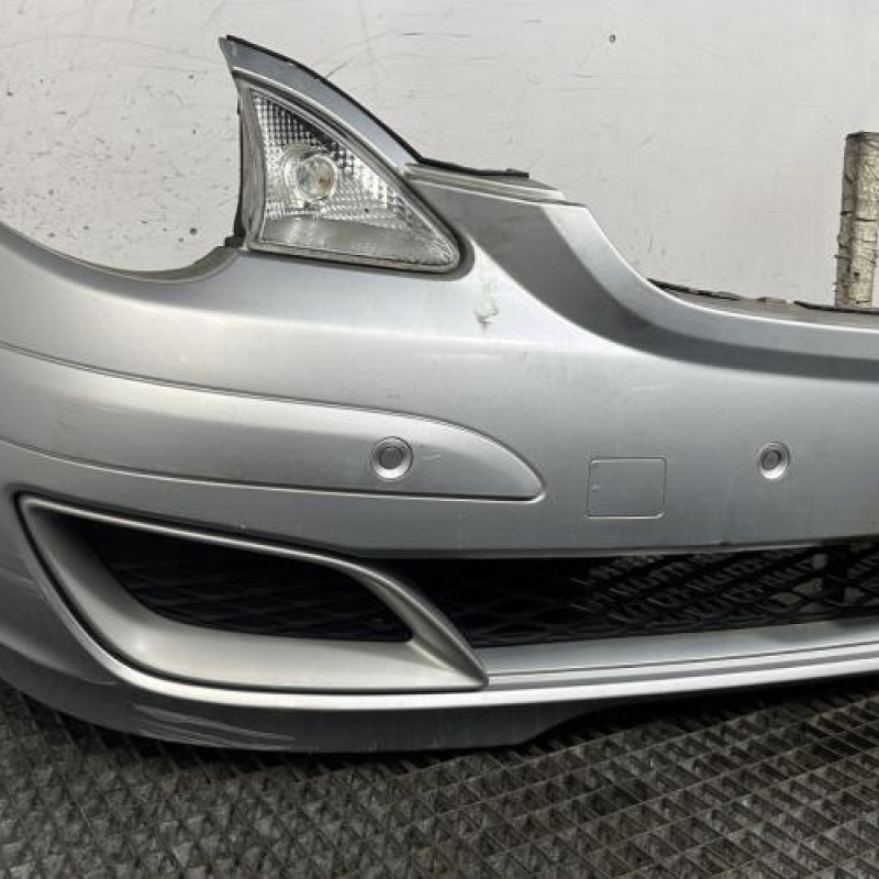 Pare choc avant MERCEDES CLASSE R 251 Photo n°3