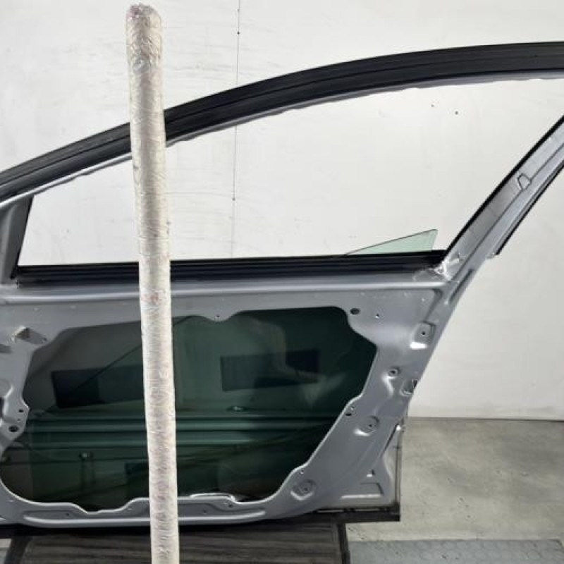 Porte avant droit MERCEDES CLASSE R 251 Photo n°4