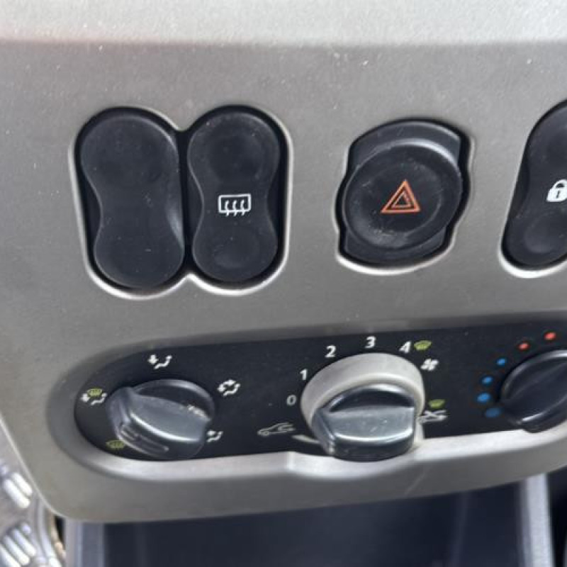 Poignee porte arriere gauche DACIA LOGAN 1 Photo n°20
