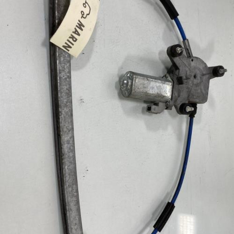 Leve vitre electrique avant droit PEUGEOT 406 Photo n°2