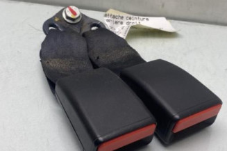 Attache ceinture arriere droit DACIA SANDERO 2 Photo n°1