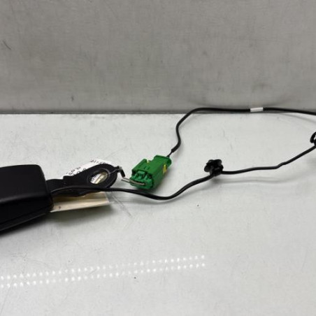 Attache ceinture avant droit DACIA SANDERO 2