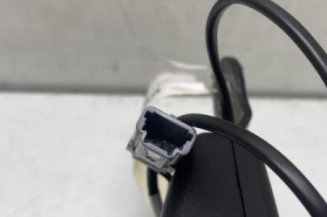 Attache ceinture avant gauche DACIA SANDERO 2