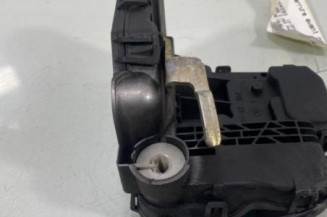Serrure avant gauche MERCEDES CLASSE C 203