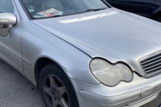 Serrure avant gauche MERCEDES CLASSE C 203